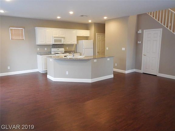 3rd image of 8116 Retriever Ave #0