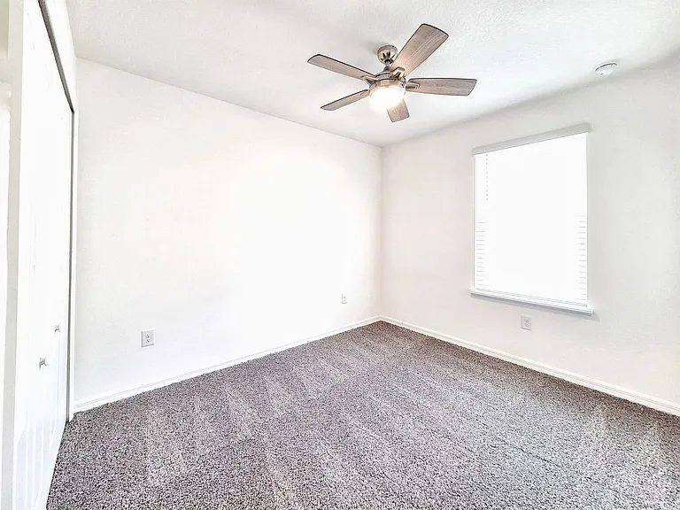12523 NW 7th Pl — Photo 23