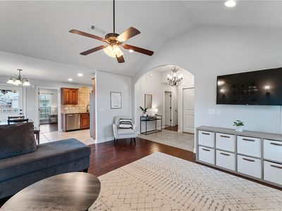 701 Olivia Ln, Centerton, AR, 72719