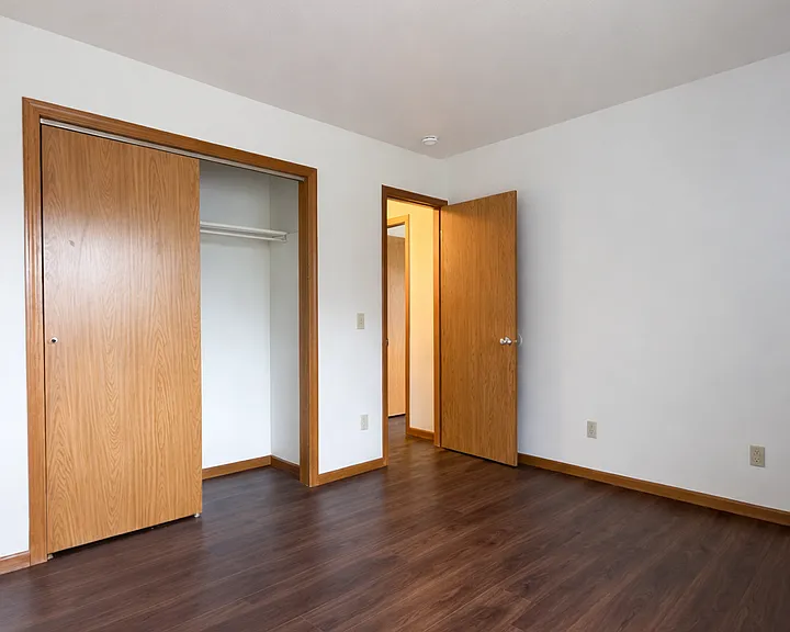 Freedom Park Apartments — Photo 27