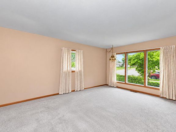 5th image of 3700 Spruce STREET