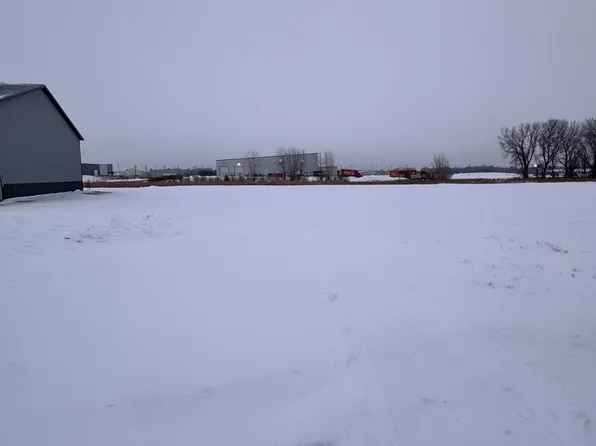 N Ohlman St, Mitchell, SD 57301