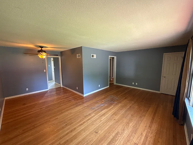 1200 NE 67th Pl — Photo 12