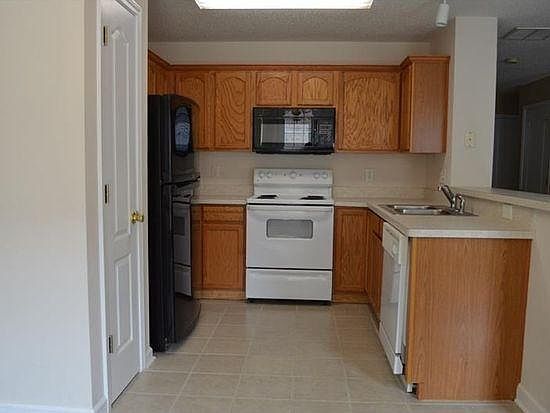1st image of 430 Red Coat Ln