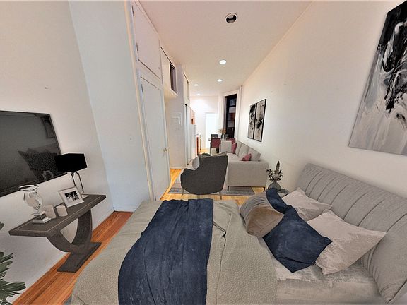 2nd image of 315 E 93rd St #1E