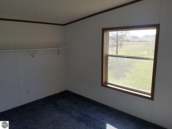 5th image of 8550 Garfield Ave