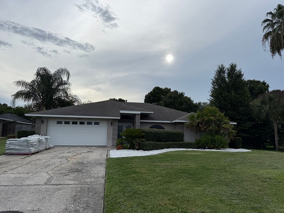 1st image of 252 Santa Rosa Dr