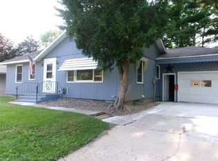 470 S 4th St, Barron, WI 54812