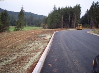 3 Masters Ct, Reedsport, OR 97467