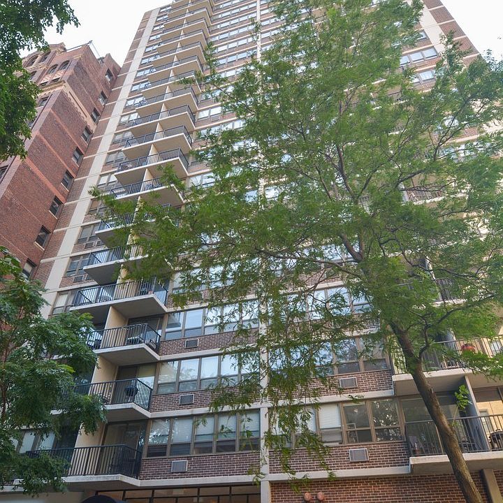 1st image of 2740 N Pine Grove Ave APT 18G