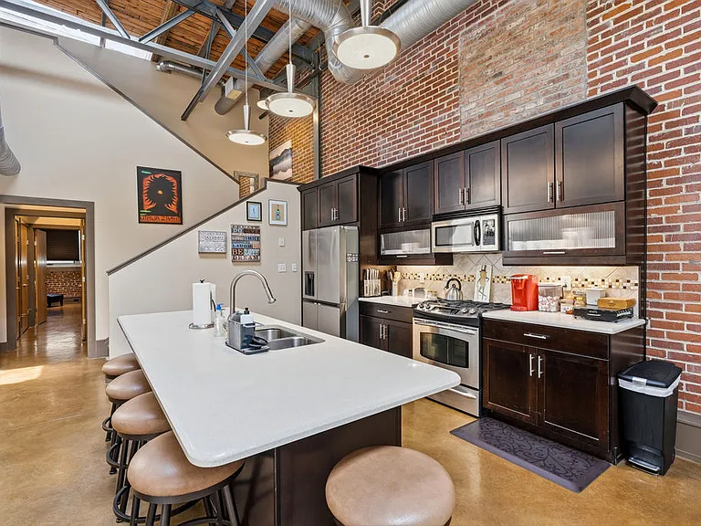 713 S Central St #104 — Photo 20