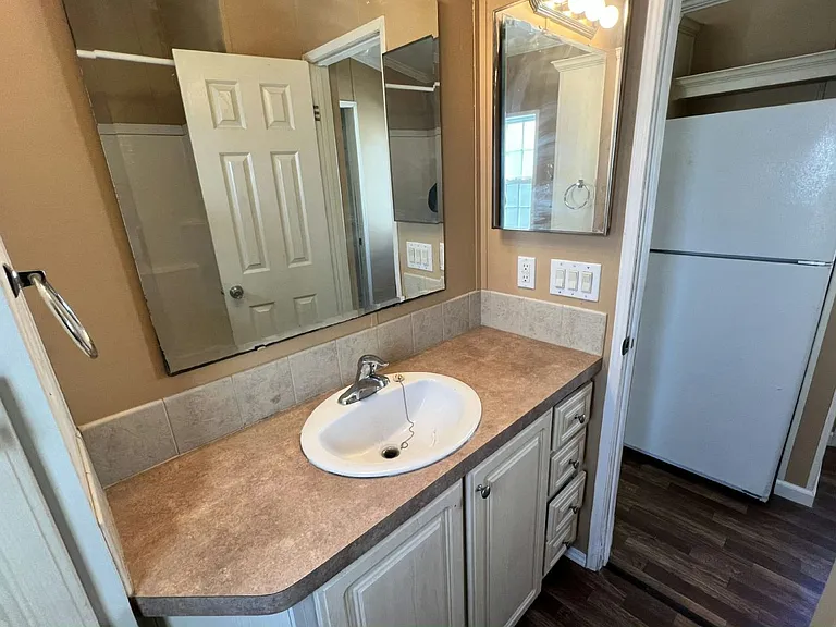 Avon Park Village II — Photo 111