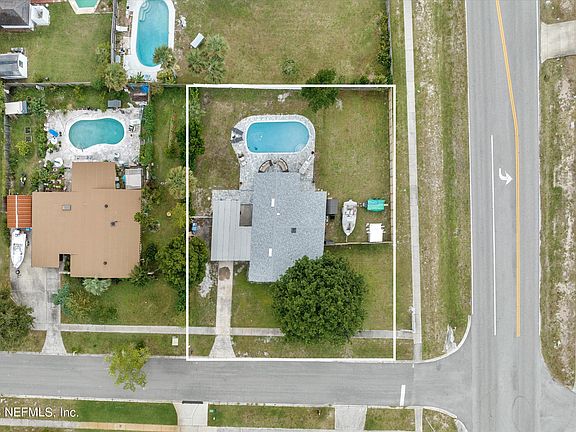 4th image of 1117 OCEANWOOD Drive S