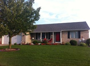 2562 Ridge Top Dr SW, Byron Center, MI 49315