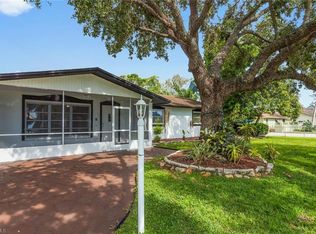 15341 Thornton Rd, Fort Myers, FL 33908