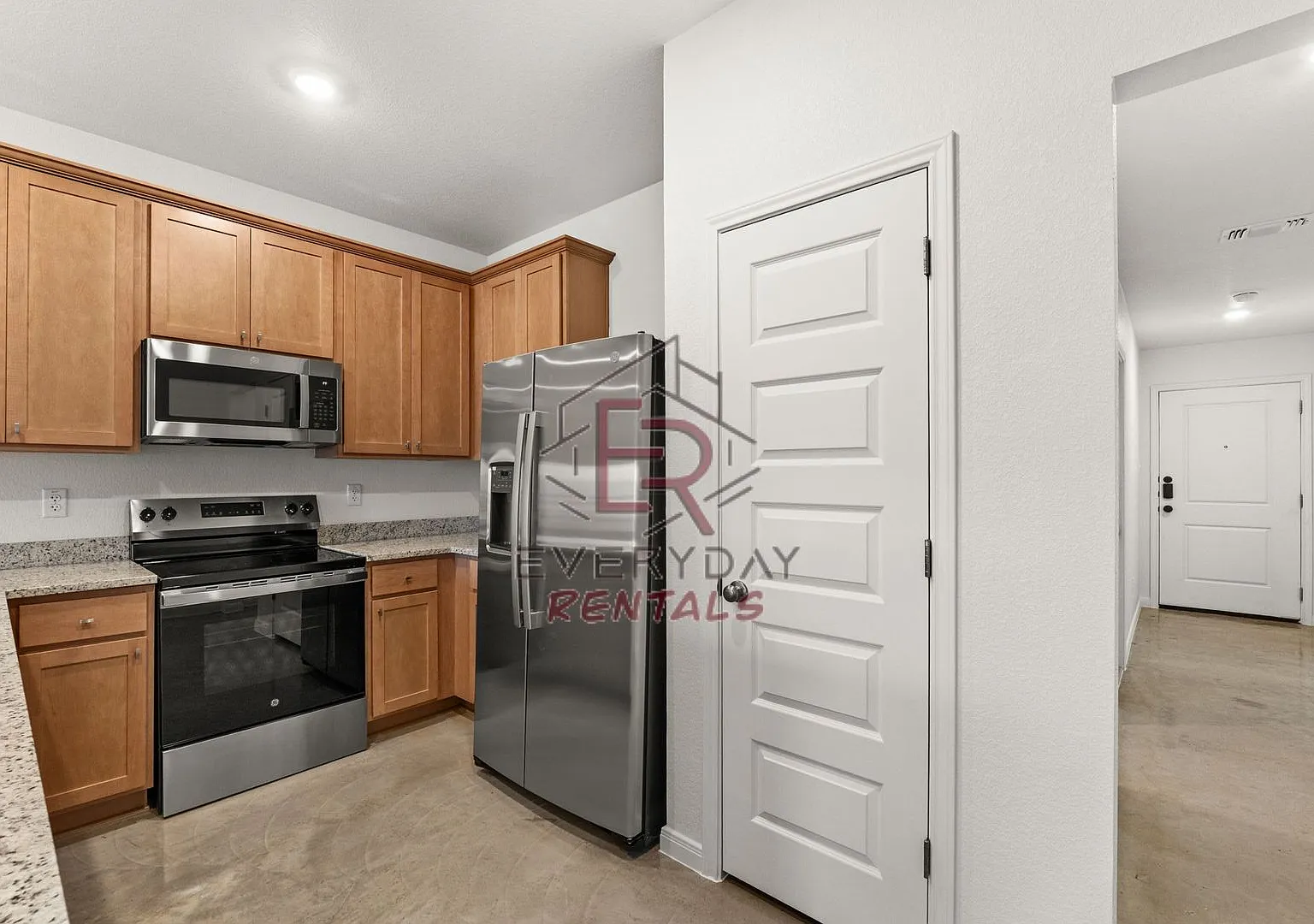912 Cherry Laurel Ln — Photo 4