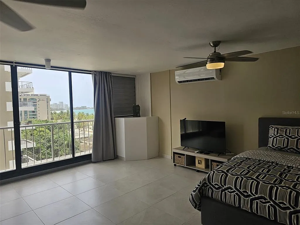 1 bed, 1.0 bath, 494 sqft, $1,600 — Photo 3