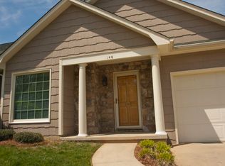 146 39th Avenue Ct NW, Hickory, NC 28601