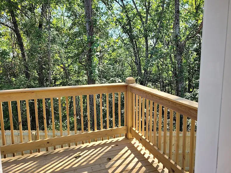 305 S Dogwood Ln — Photo 14