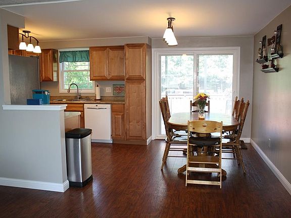 4th image of 518 Brentwood Dr W