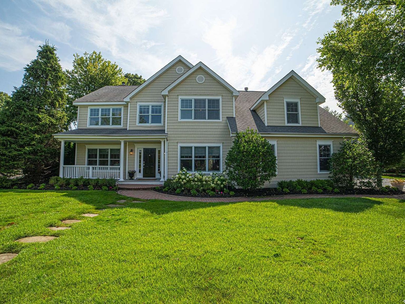 6 True Harbour Way, West Islip, NY 11795 Zillow