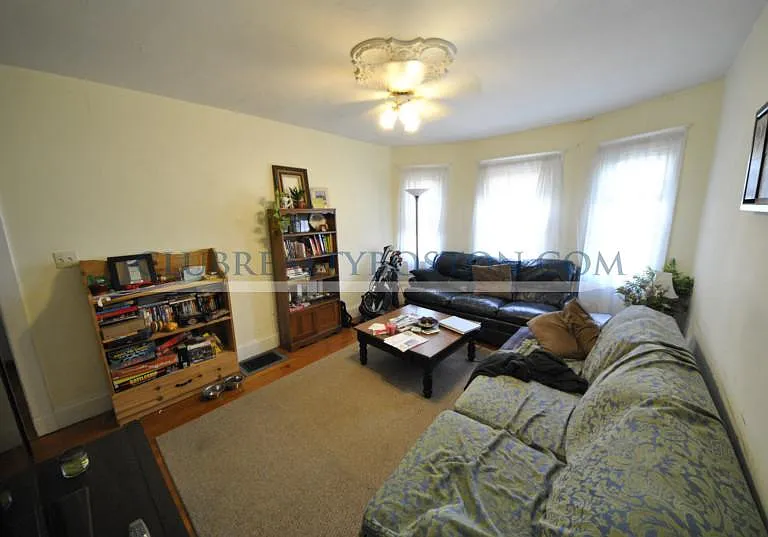 52 Montfern Ave #3 — Photo 38
