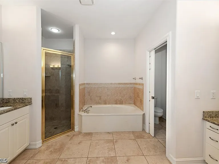 2024 SE 28th Terrace Cpe — Photo 12