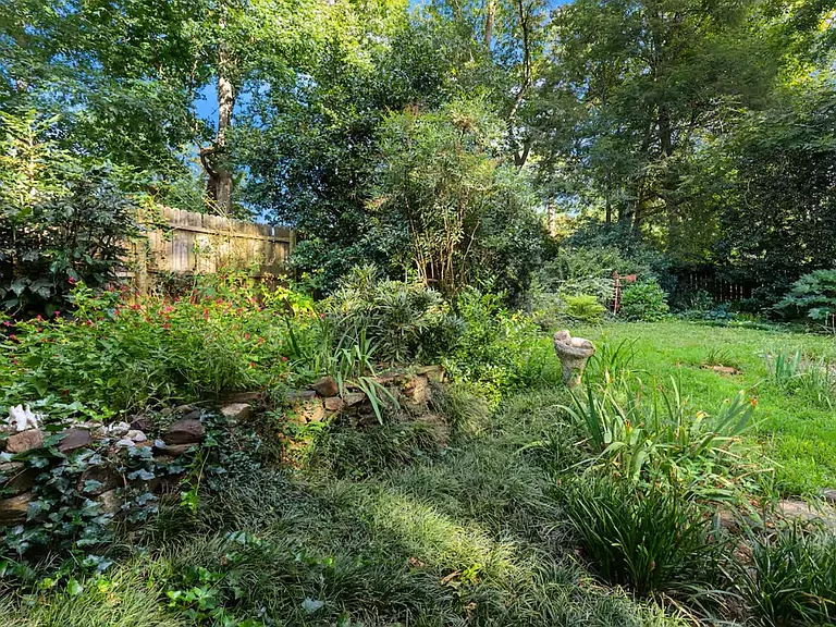 2431 W Woodland Cir — Photo 43