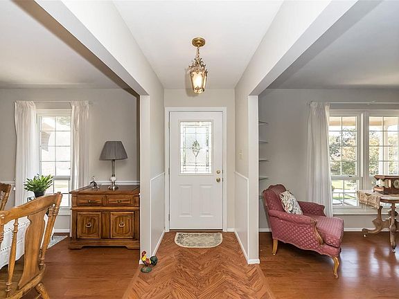 5th image of 5611 McIlroy Ct