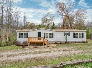 231 Allison Dr, Harriman, TN 37748