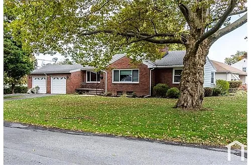 418 Hurstbourne Rd Photo 1