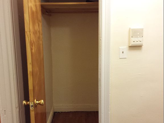 5th image of 932 Carroll St APT 1J