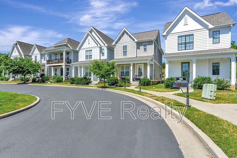 1st image of 735 Cottage Park Dr