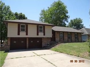 8307 New Jersey Ave, Kansas City, KS 66112