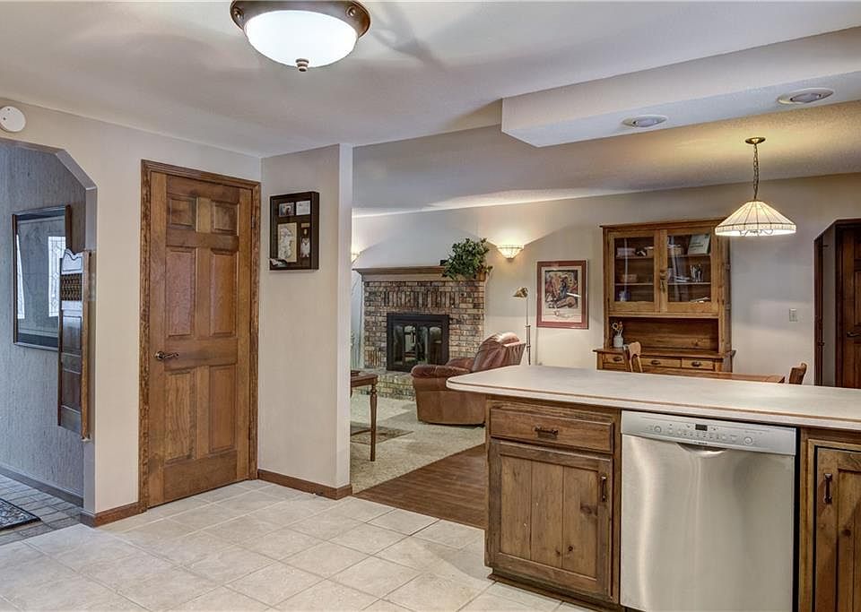 2nd image of 111 Canterbury Rd