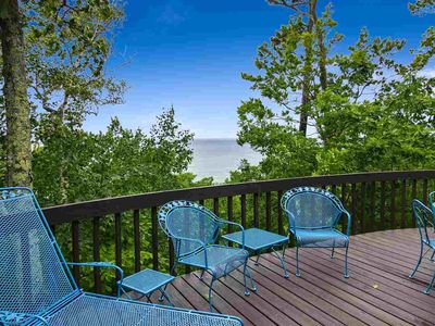 1778 S Lake Shore Dr, Harbor Springs, MI, 49740