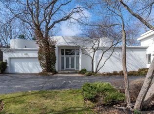 1020 Chaucer Ln, Highland Park, IL
