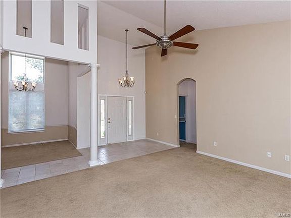 3rd image of 2705 Fieldstone Dr