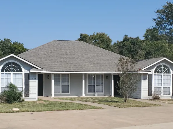 11240 Gray Wolf Trl, College Station, TX 77845