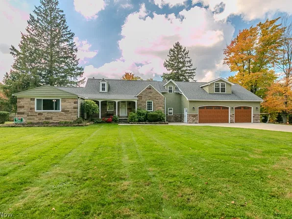 10608 Tibbetts Rd, Kirtland, OH 44094