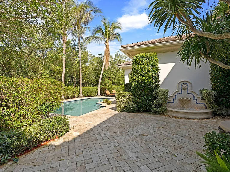 4102 S Ocean Blvd — Photo 33