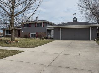 1085 Poplar Ln, Bartlett, IL