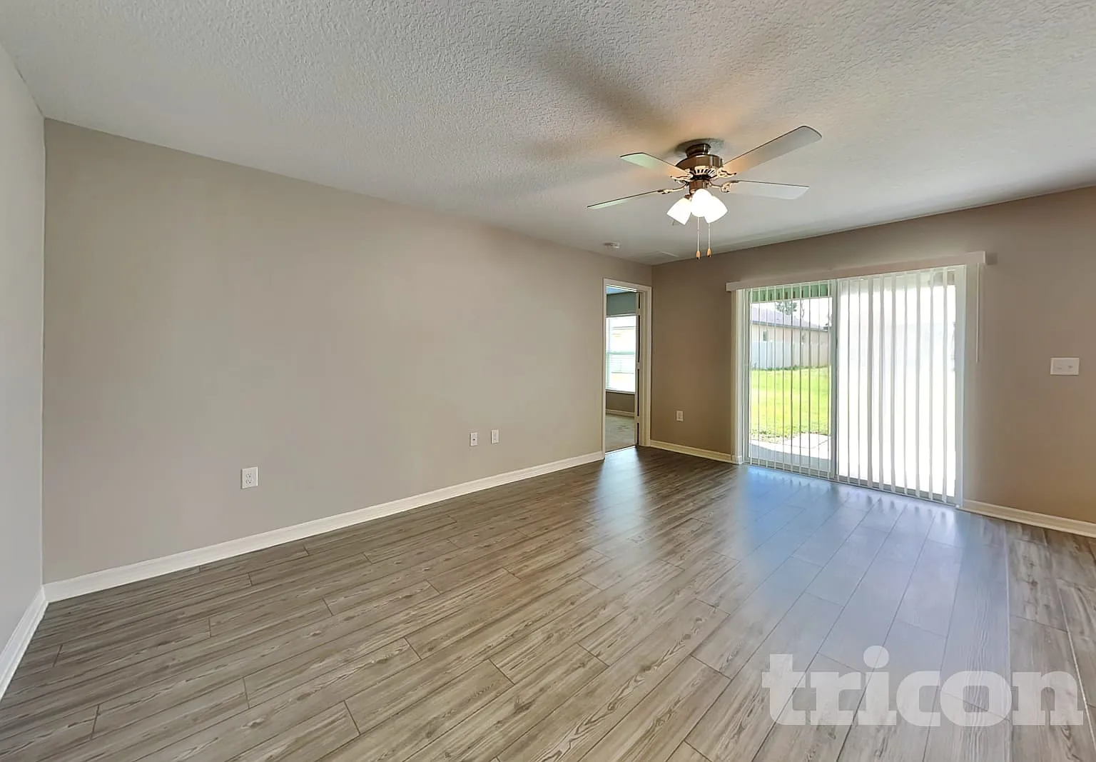 6204 Dolostone Drive Lakeland FL — Photo 2