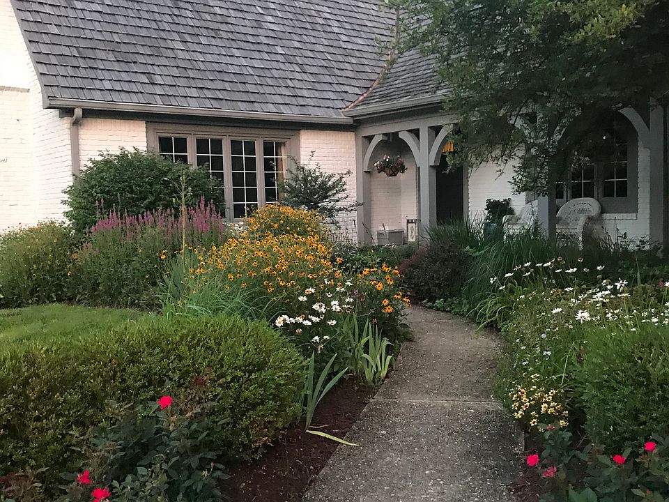 French Country garden