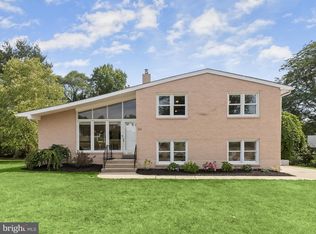 221 Meadowvale Rd, Lutherville Timonium, MD 21093