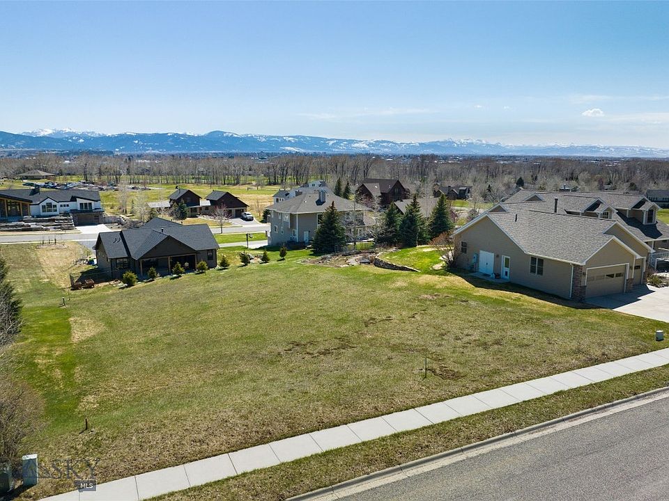 1st image of 668 Saint Andrews Dr