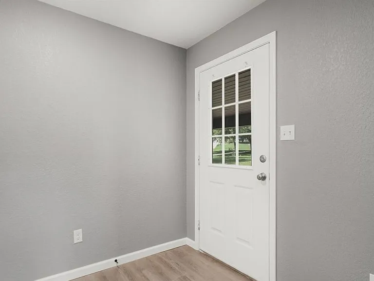 2108 Boston St — Photo 19