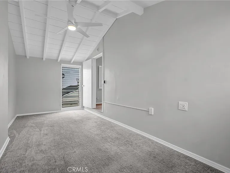 320 Sapphire Ave — Photo 21