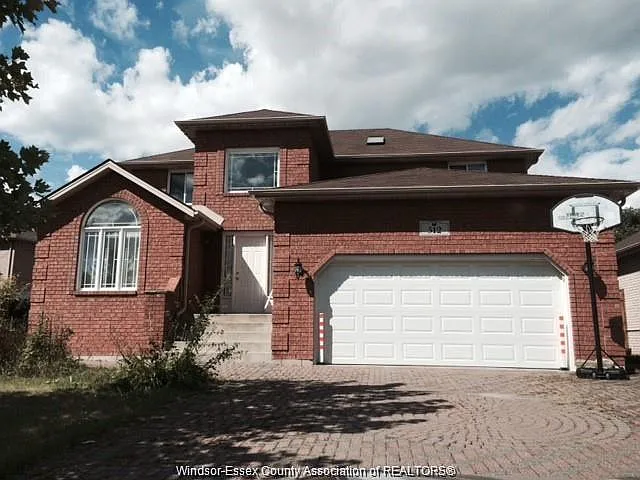 512 John Harvey Ct