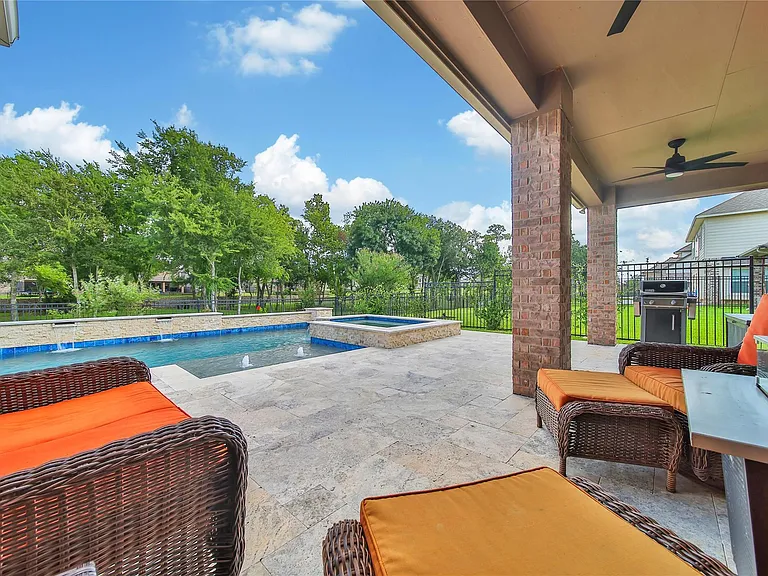 32918 Franklin Brooks Dr — Photo 39